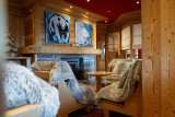 hotel-alpina-salon-bar-cheminee-6393