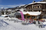 Hotel-Crychar-terrasse-exterieur-hiver-location-appartement-chalet-Les-Gets