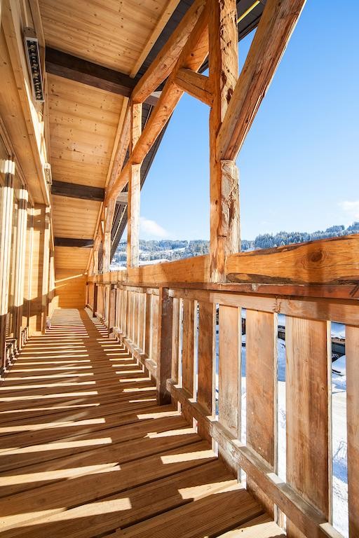 Hotel Le Chamois d'Or - Les Gets - balcony - Hotel & Spa - Boutique Hotel