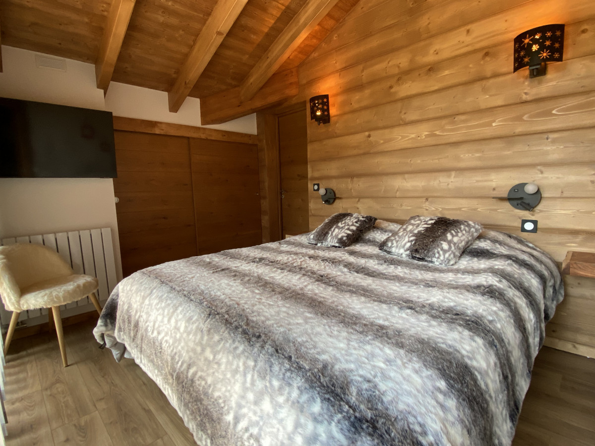 12-chambre-1-1-16888000