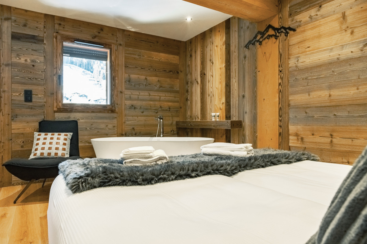 17-teka-ubac-chambre-lit-double-ensite-location-appartement-chalet-les-gets