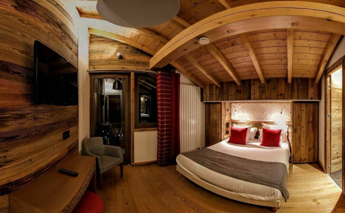 Room 188801-514353