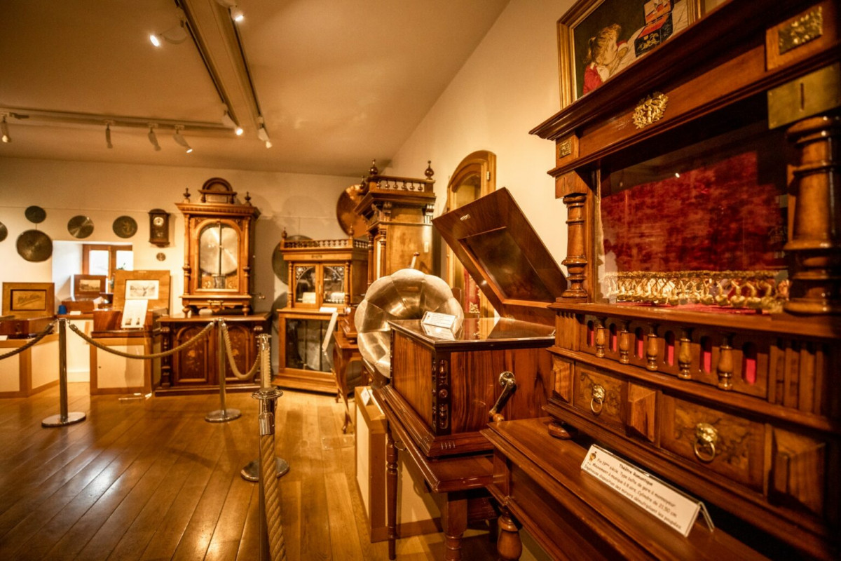 2021-08-04-musee-musique-mecanique-ld-lesgets-melcarle-img-1749-1536x1024-14284011