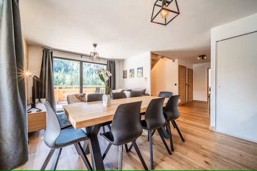 2023-06-elouera-7-sejour-location-chalet-appartement-les-gets-14327333