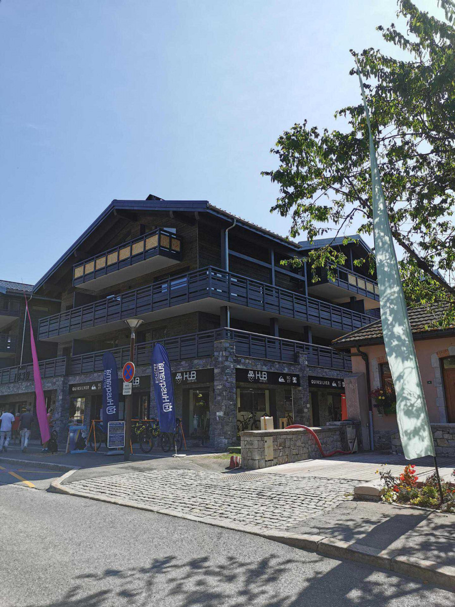 _lv_images__imme_0000000084_01_18925549