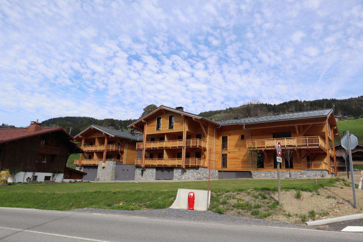 _lv_images__imme_0000000100_01_18484922