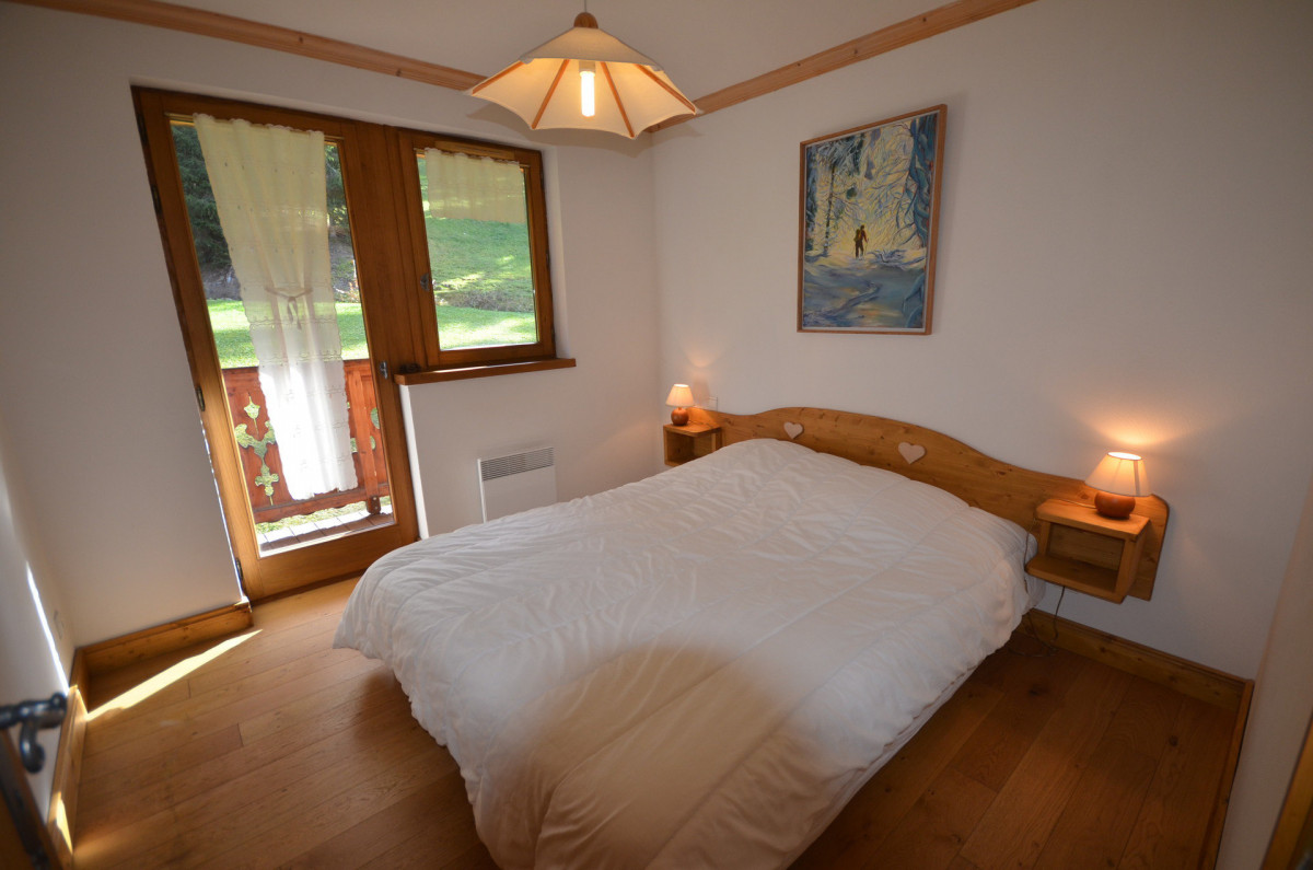 _lv_images__lot_0000000008_06_19218276