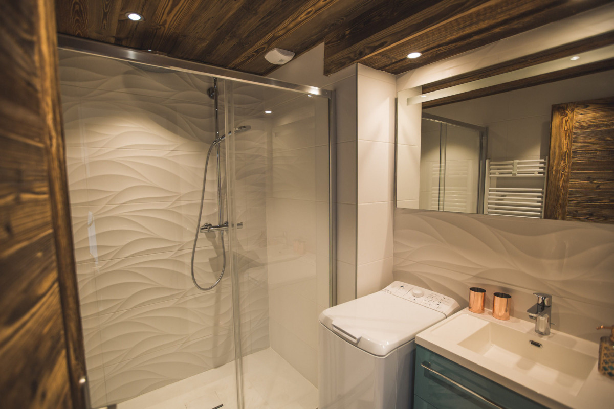 _lv_images__lot_0000000013_07_18352372