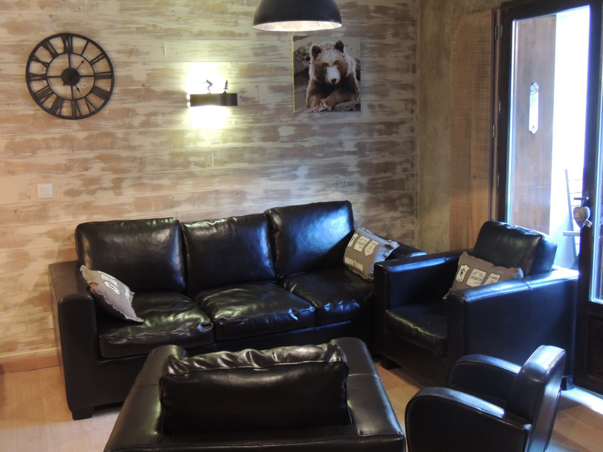 _lv_images__lot_0000000015_15_19217054