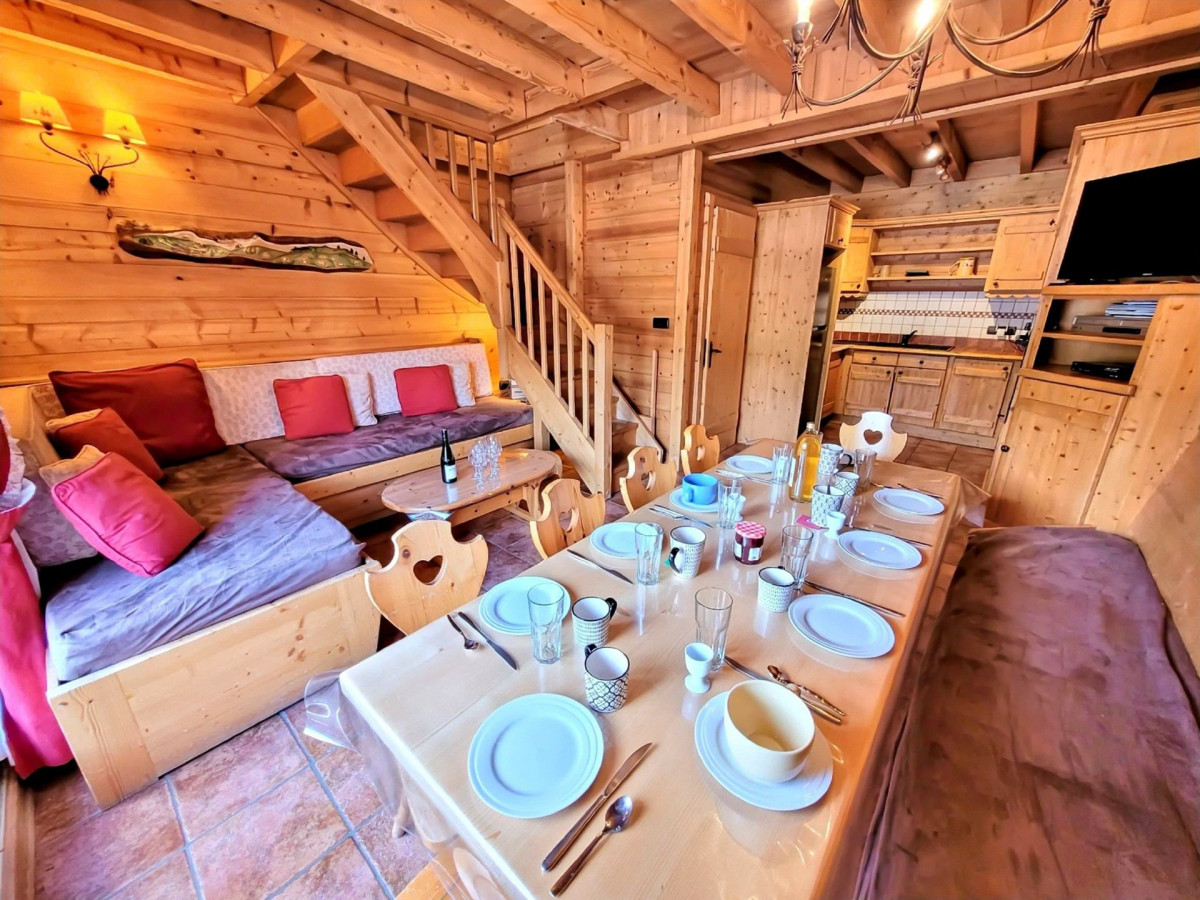 _lv_images__lot_0000000024_02_18483183