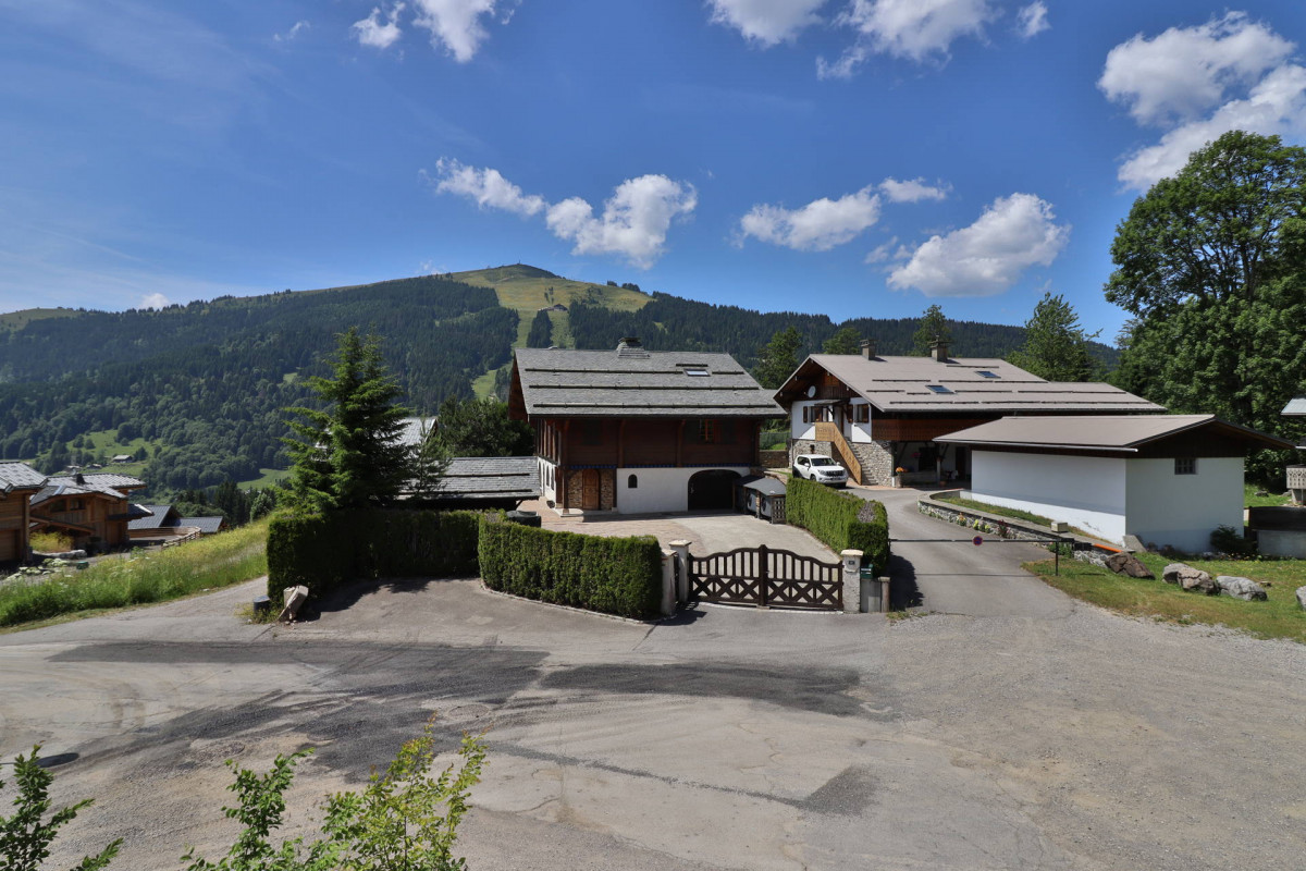 _lv_images__lot_0000000039_14_18920727