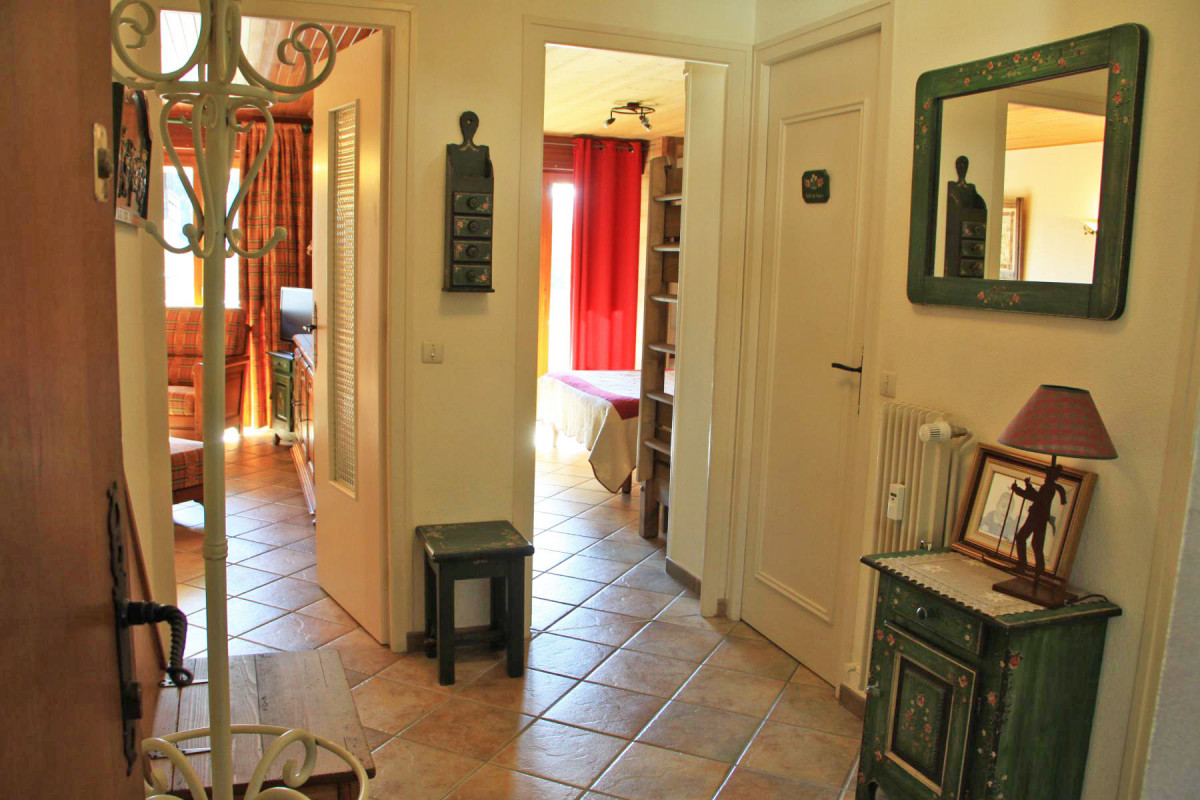 _lv_images__lot_0000000042_07_18931015