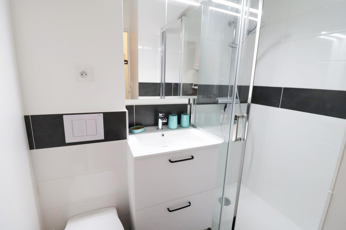 _lv_images__lot_0000000062_05_18478199