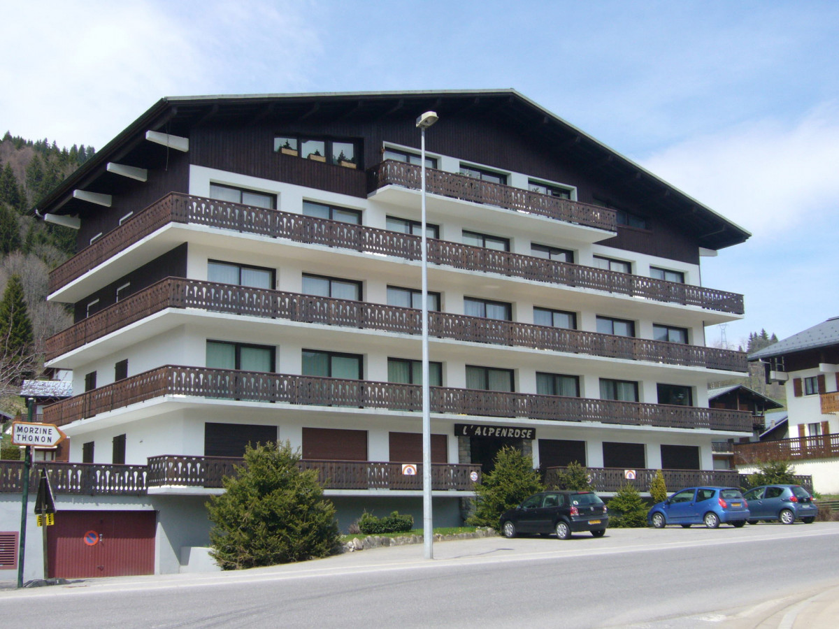 _lv_images__lot_0000000067_10_19360448