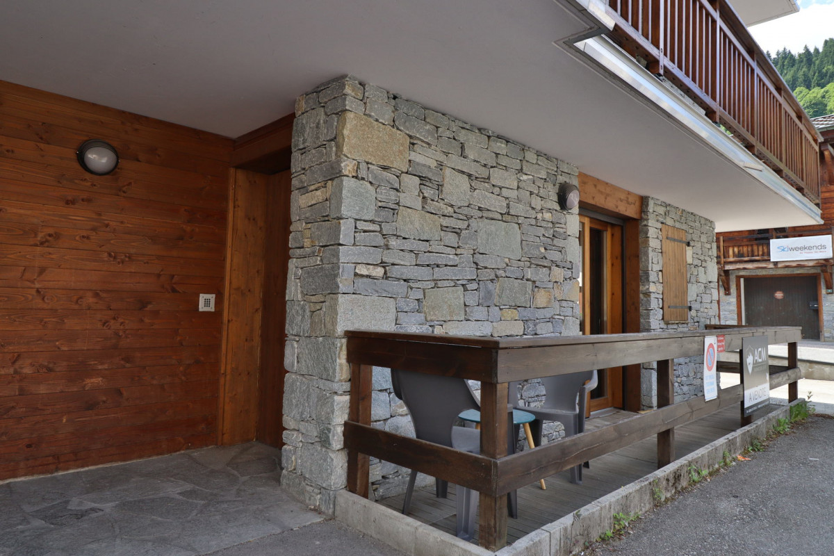 _lv_images__lot_0000000075_09_18478259