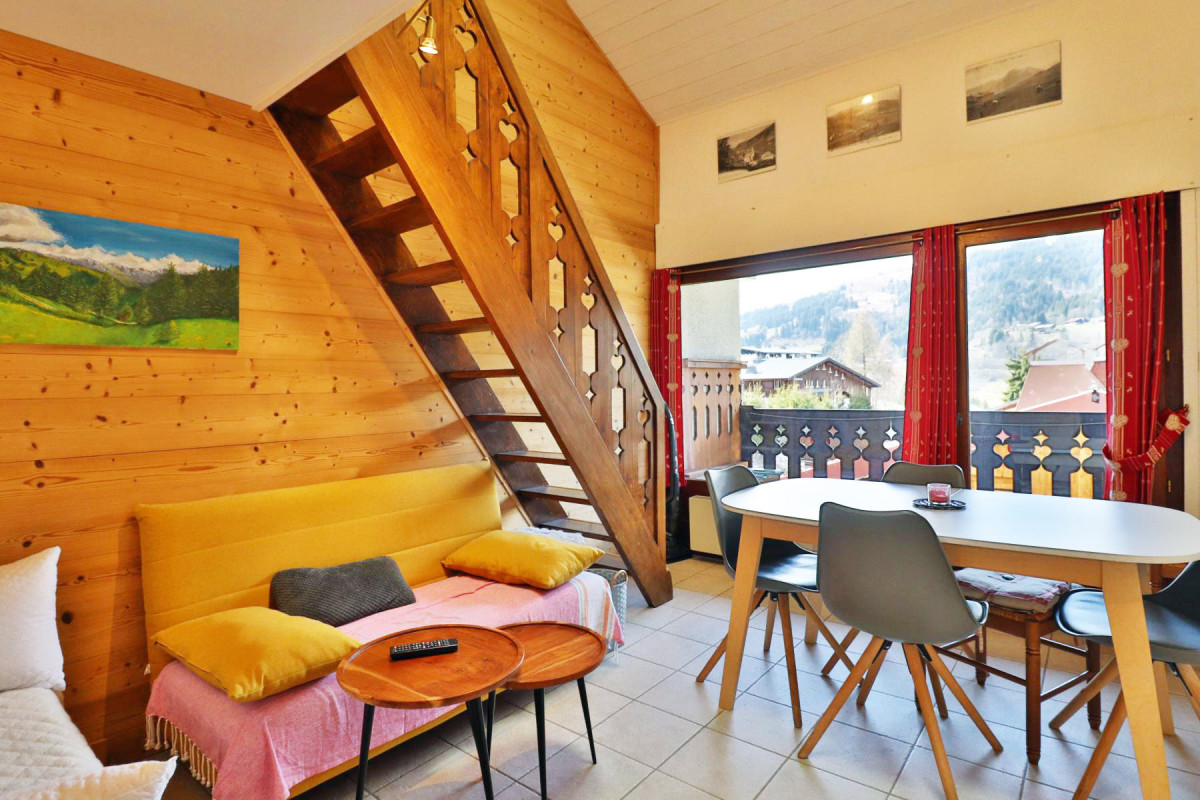 _lv_images__lot_0000000127_01_19382086