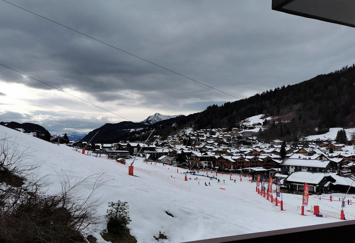 _lv_images__lot_0000000148_12_19358471