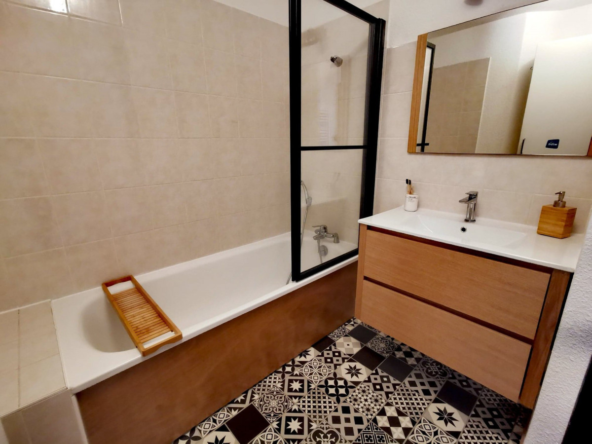 _lv_images__lot_0000000154_12_20436970