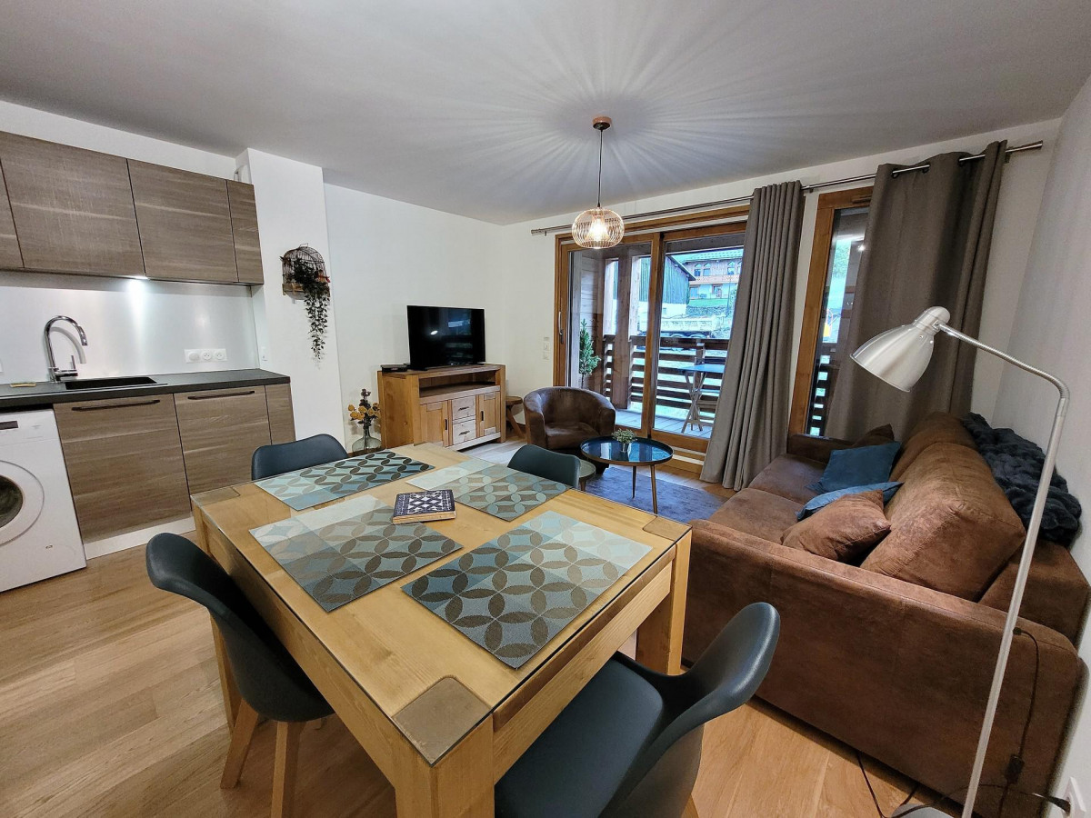 _lv_images__lot_0000000169_03_18048765 _lv_images__lot_0000000169_03_18048765