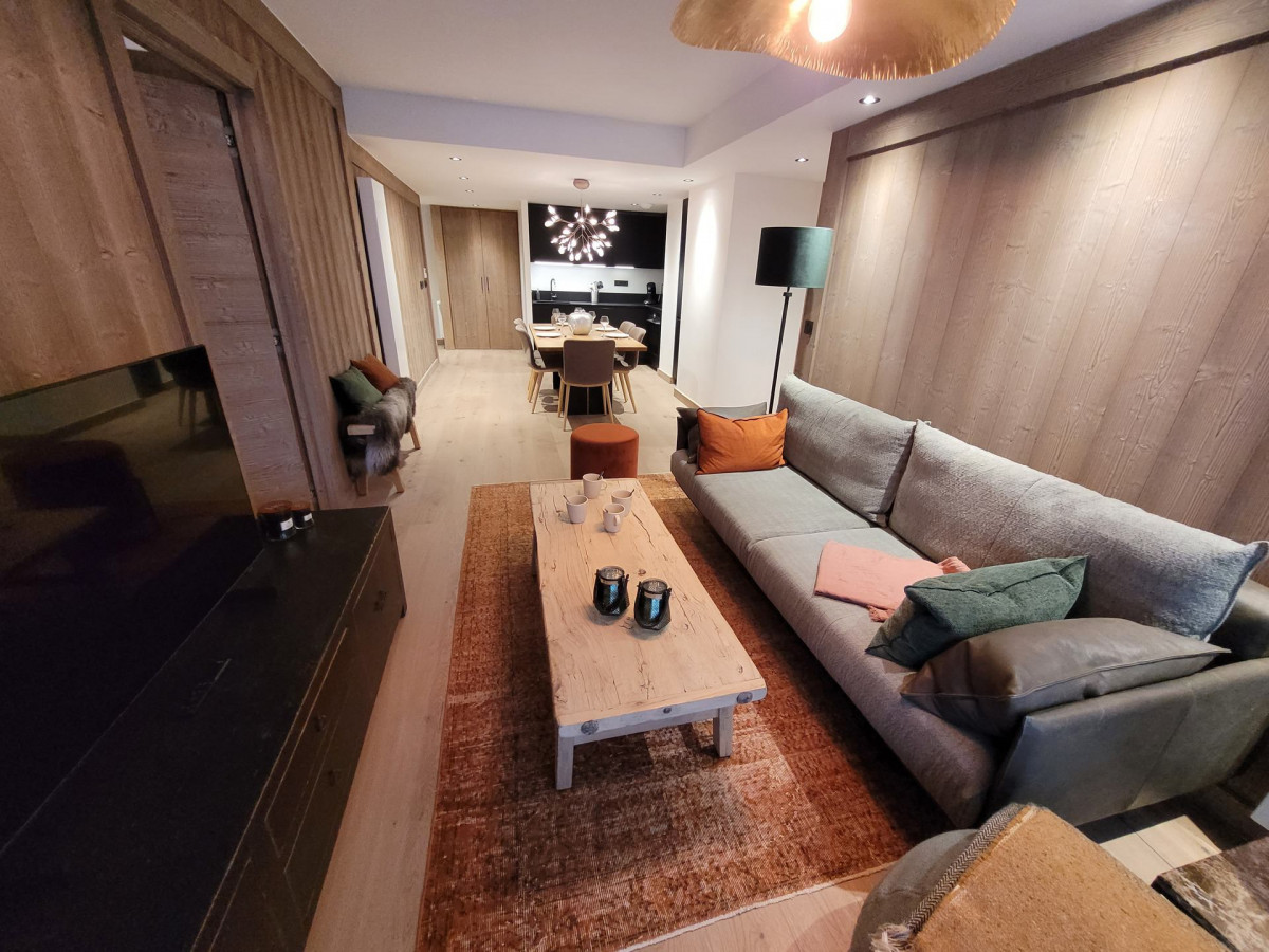 _lv_images__lot_0000000187_11_18784086 _lv_images__lot_0000000187_11_18784086