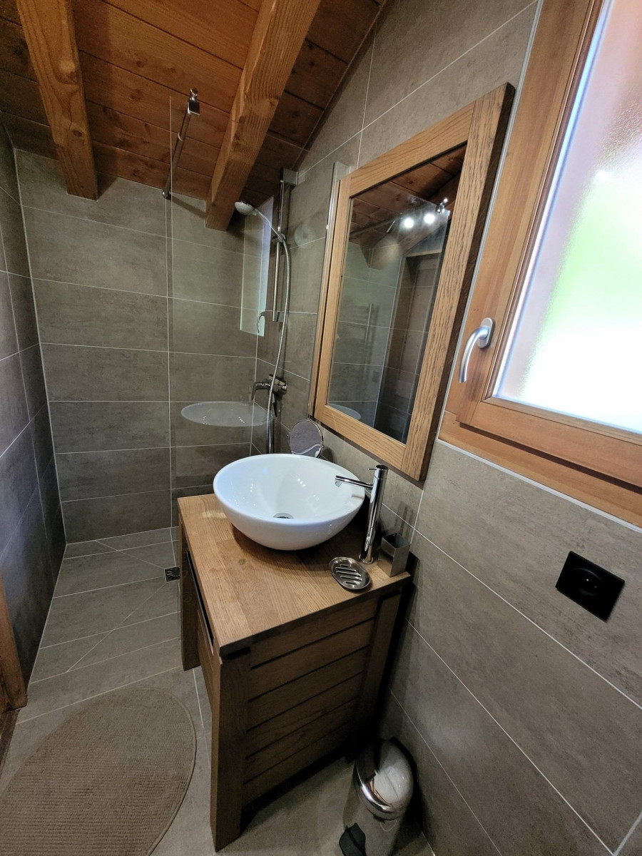 _lv_images__lot_0000000259_10_18926893