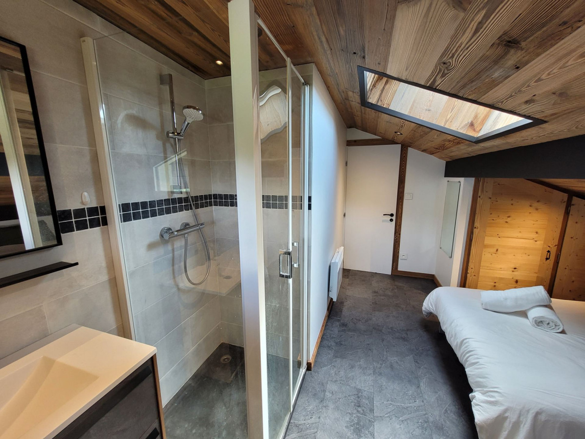 _lv_images__lot_0000000278_14_18925631