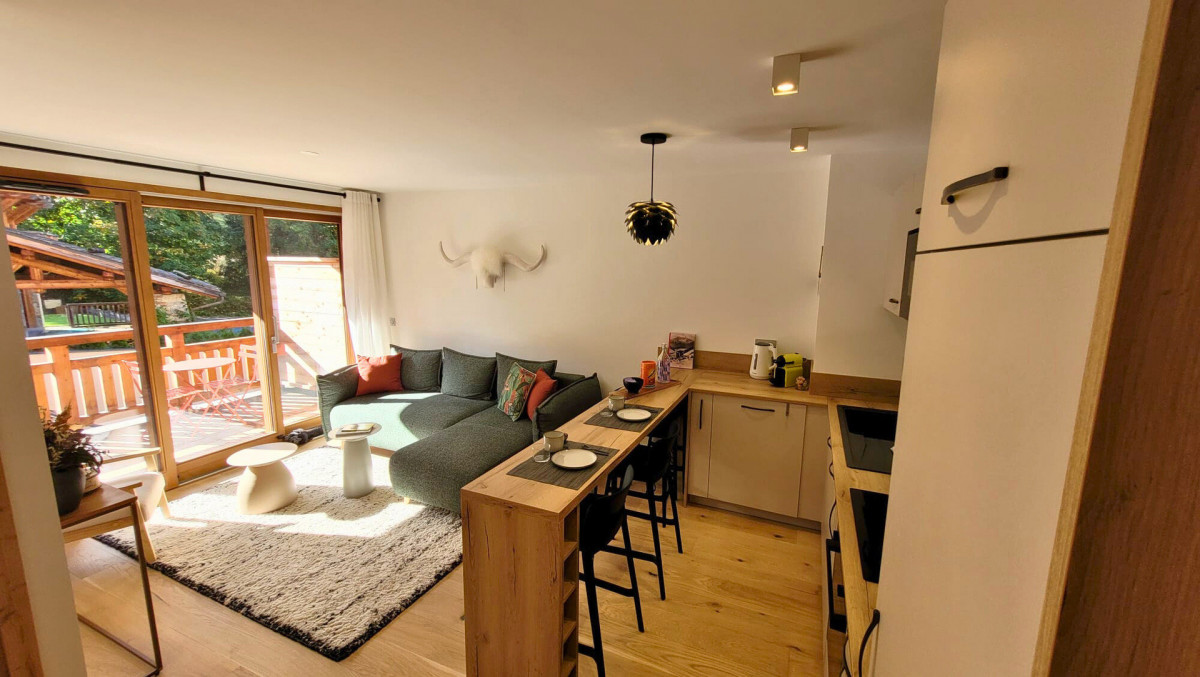 _lv_images__lot_0000000295_01_18361823