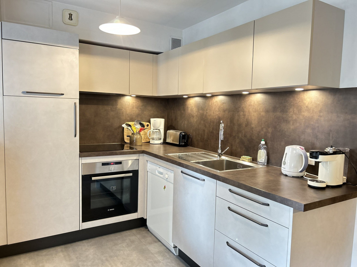 _lv_images__lot_0000030348_02_19229248 _lv_images__lot_0000030348_02_19229248