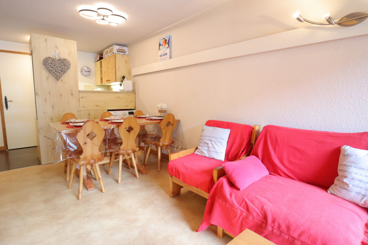 _lv_images__lot_0000410360_11_19229168