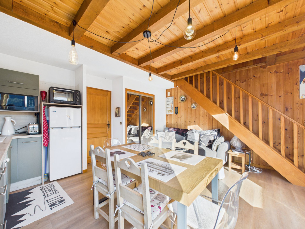 _lv_images__lot_0000450328_04_19267649