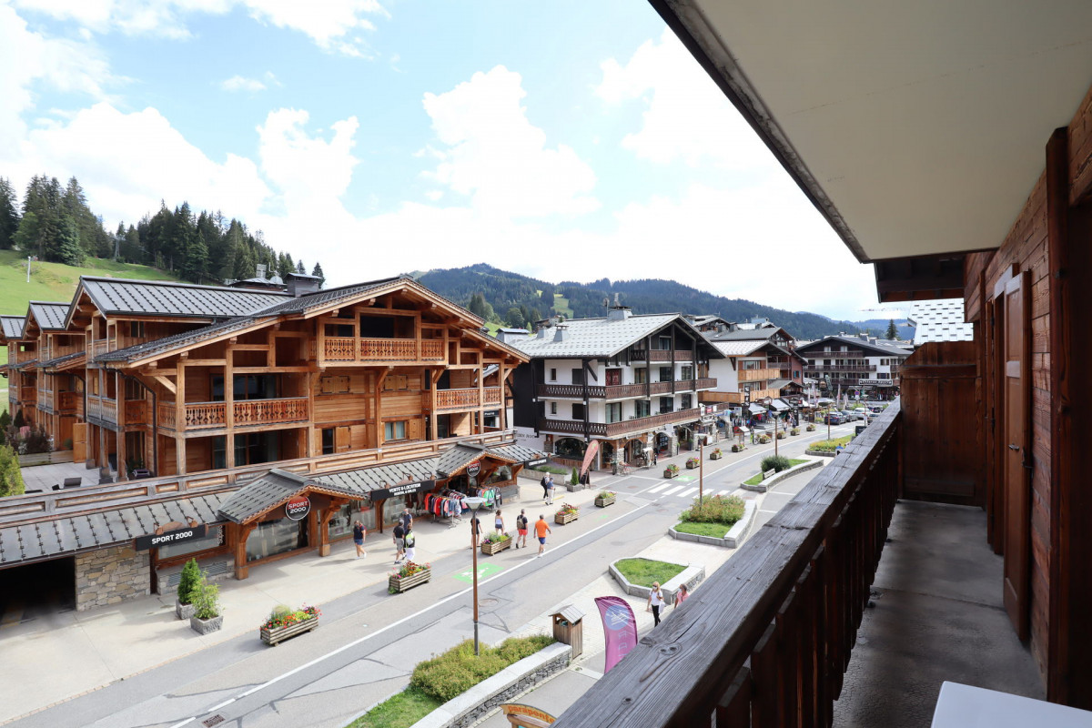 _lv_images__lot_0000700202_08_20437490 _lv_images__lot_0000700202_08_20437490