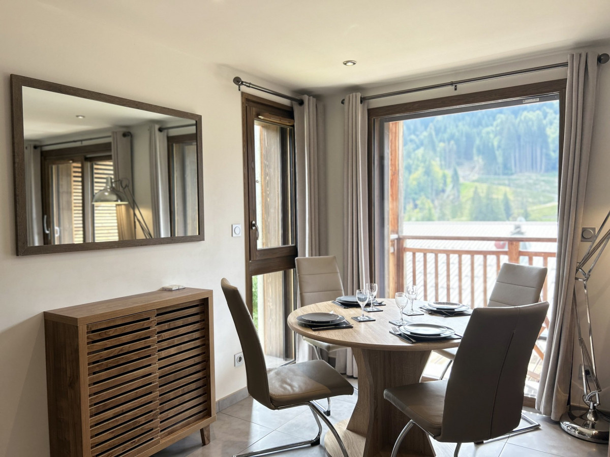 _lv_images__lot_0003560256_02_18786181 _lv_images__lot_0003560256_02_18786181