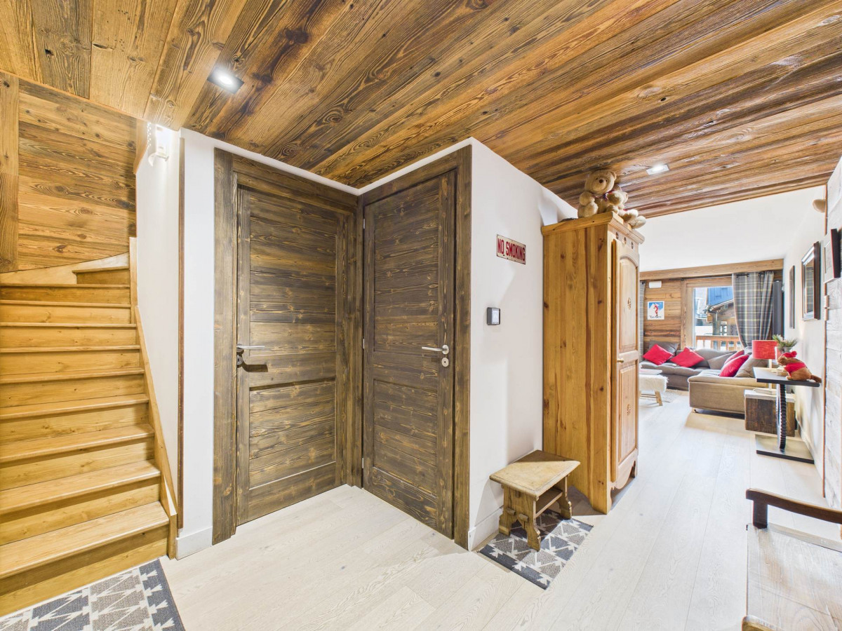 _lv_images__lot_0004230406_05_18785130 _lv_images__lot_0004230406_05_18785130