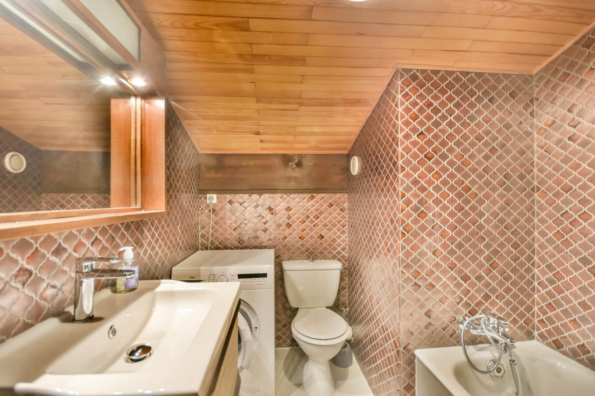 _lv_images__lot_0020042228_10_19376265