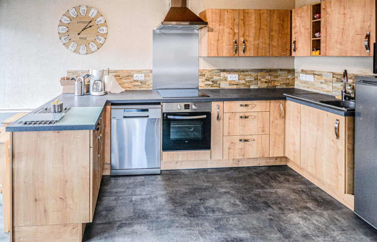 _lv_images__lot_0020312204_04_18358935