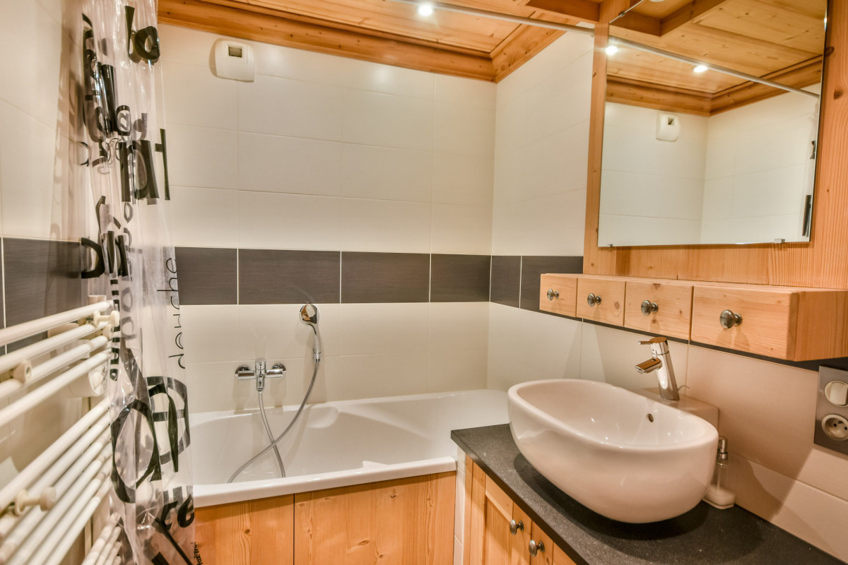 _lv_images__lot_0020392241_09_18358641 _lv_images__lot_0020392241_09_18358641