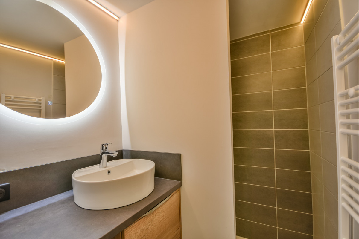 _lv_images__lot_0020392318_10_17865150