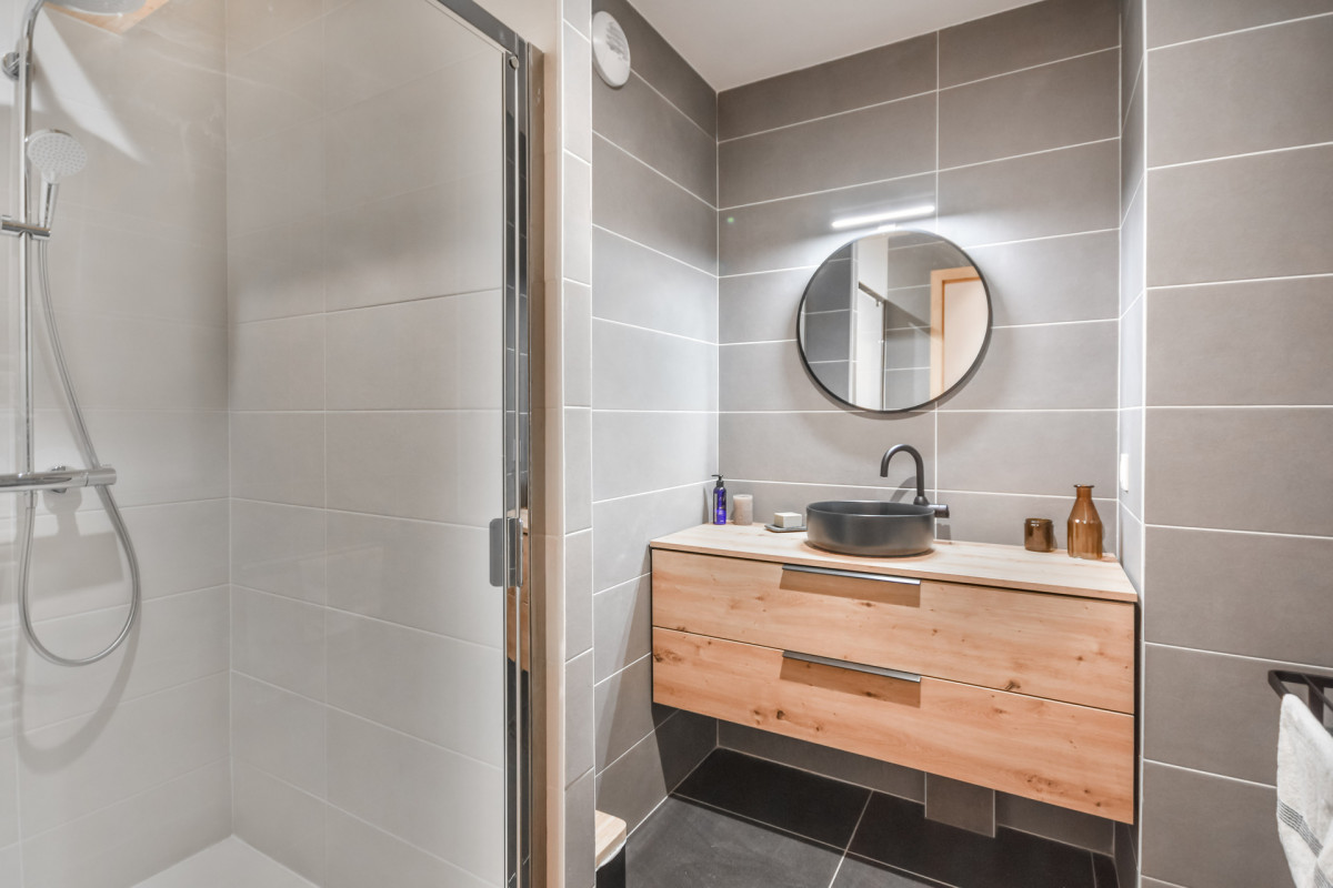 _lv_images__lot_0020392443_15_19214061