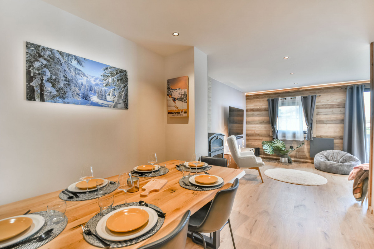 _lv_images__lot_0020392455_05_18481727