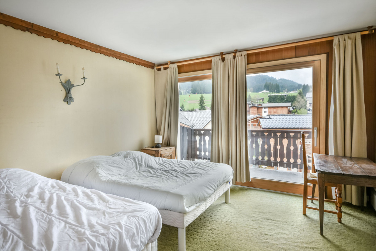 _lv_images__lot_0020392456_07_20434139