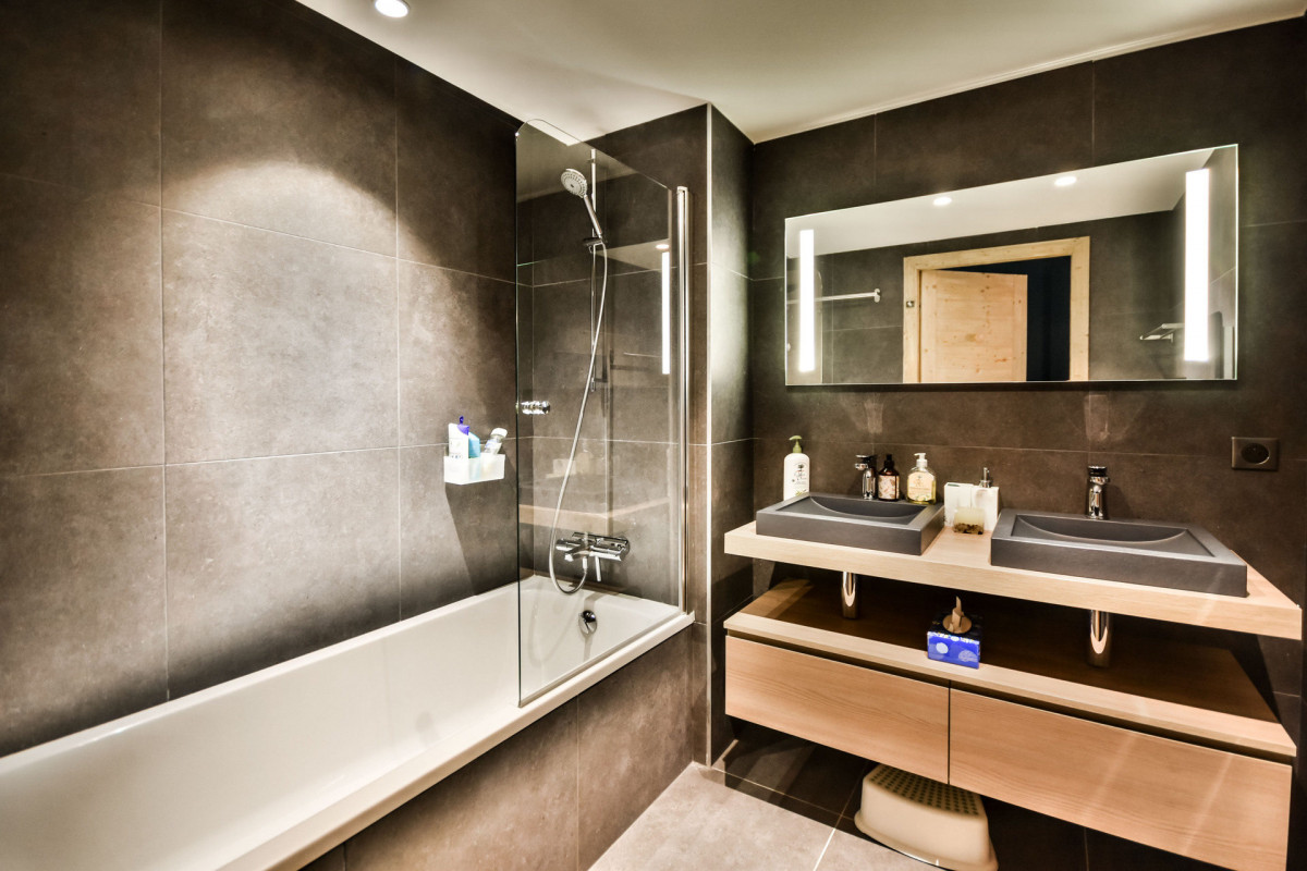 _lv_images__lot_0020392471_14_19355727