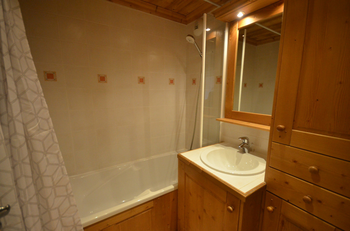 _lv_images__lot_0109021826_09_19361344