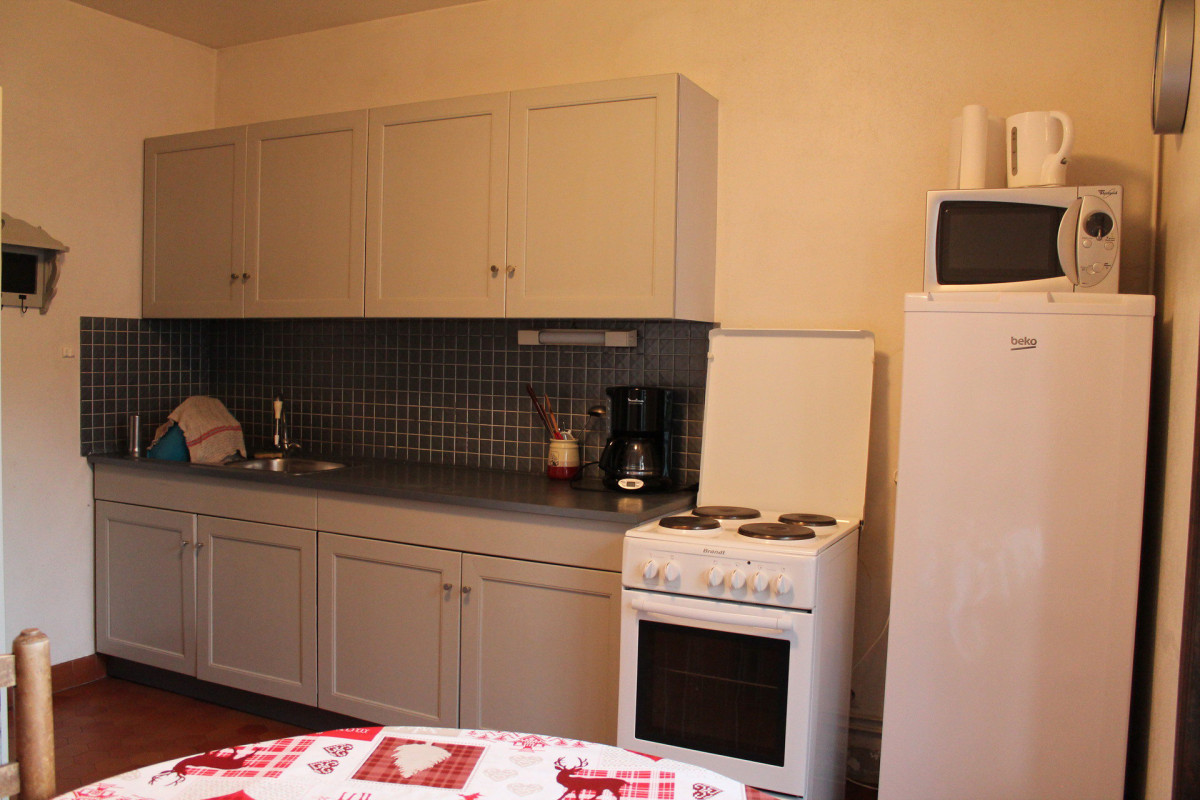 _lv_images__lot_0109021858_03_18486399