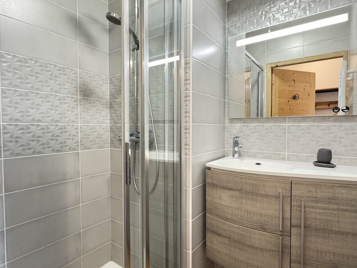 _lv_images__lot_0109021925_04_17109497