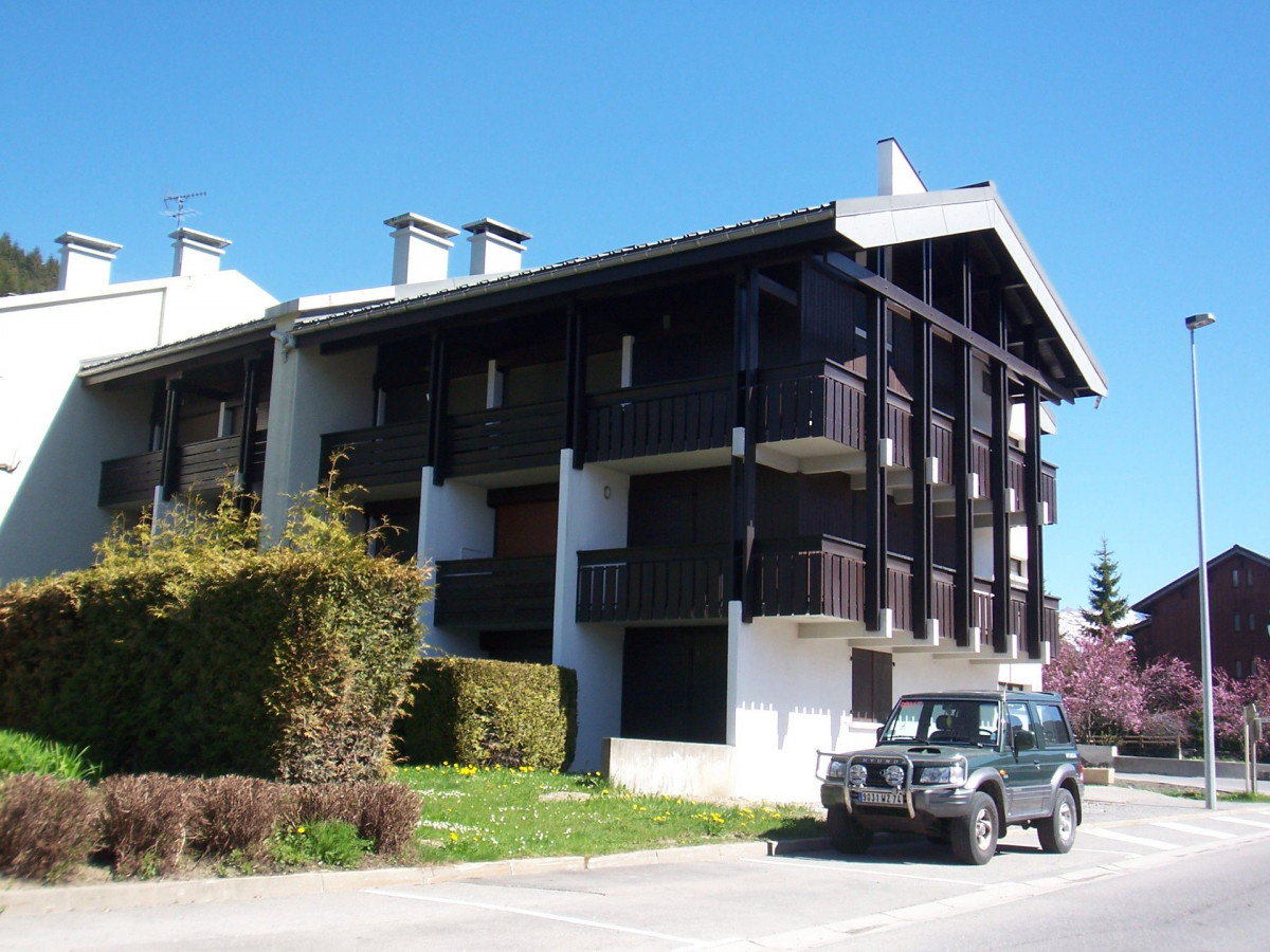 _lv_images__lot_0109021935_08_19371902