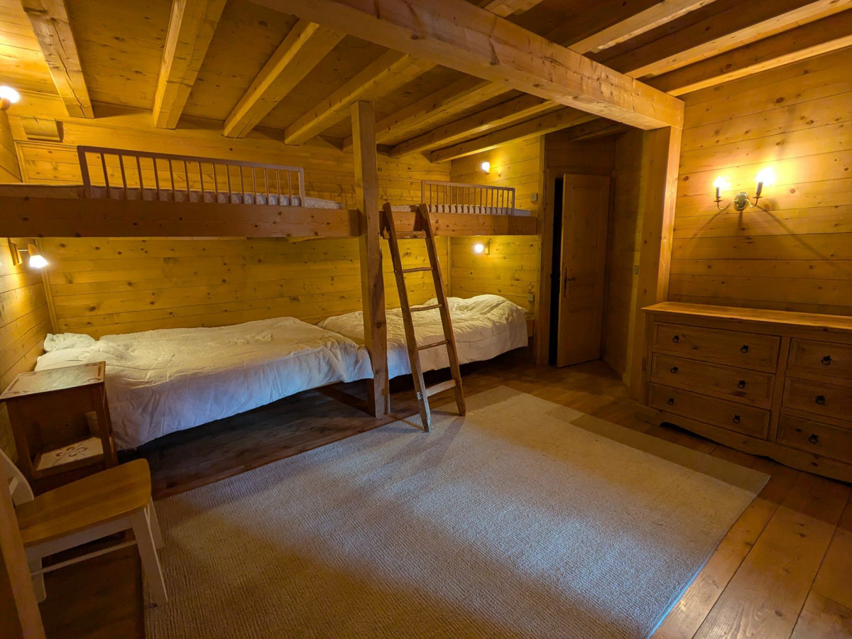 _lv_images__lot_0109022117_06_18042263