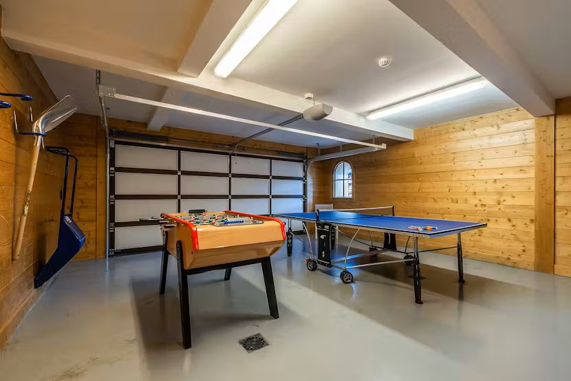 Abachi-chalet-salle-de-jeux-location-chalet-appartement-Les-Gets