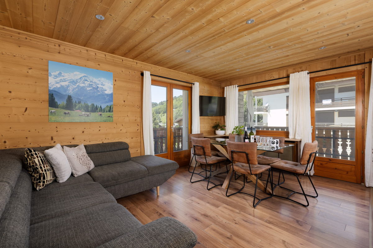 Alpine-nest-salle-a-manger-salon-location-appartement-chalet-les-gets Alpine-nest-salle-a-manger-salon-location-appartement-chalet-les-gets