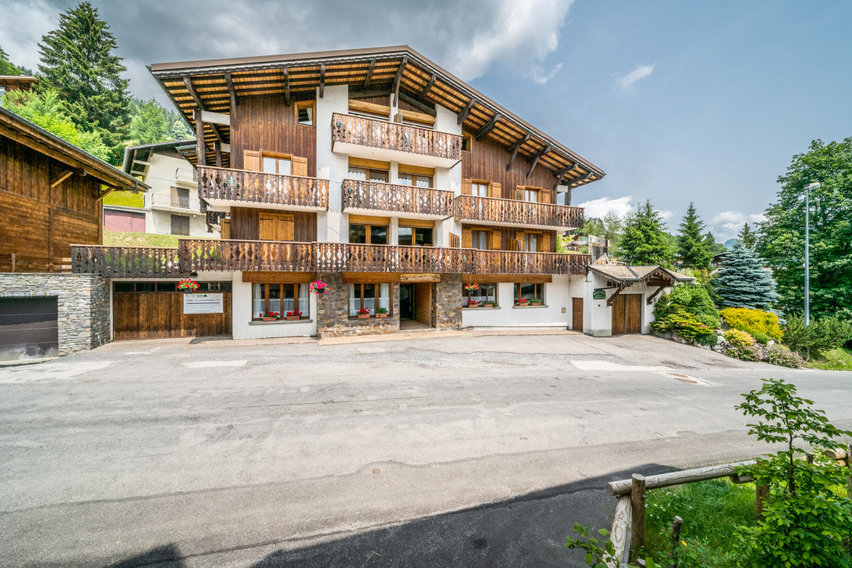 Amaryllis-10-exterieur-appartement-chalet-Les-Gets