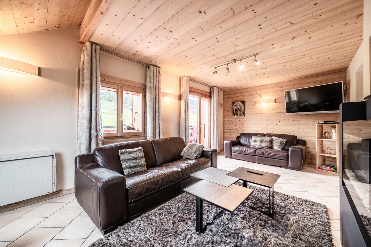 Azalees-7-salon-location-appartement-chalet-Les-Gets